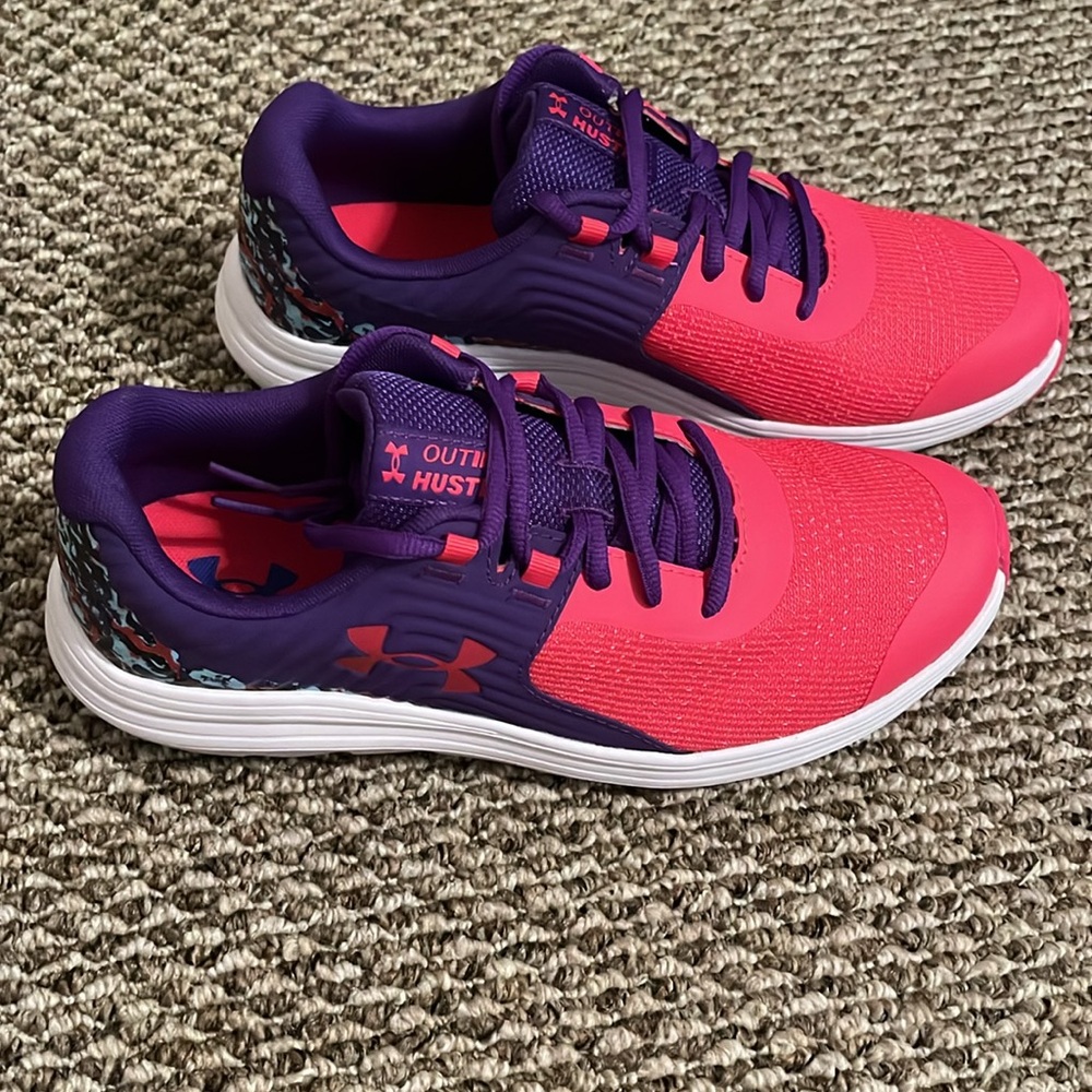 Under Armour Outhustle Print Shoes
